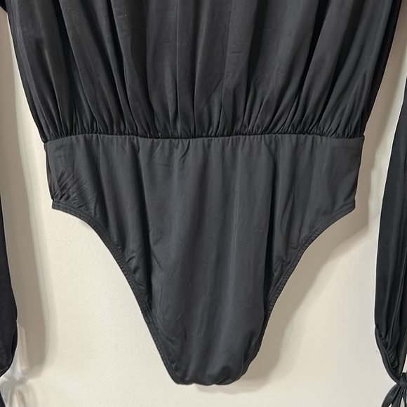 All Saints Penelope Tie Neck Bodysuit Loose Fit V-Neck Long Tie Sleeve Sz 2 NEW - Picture 11 of 14